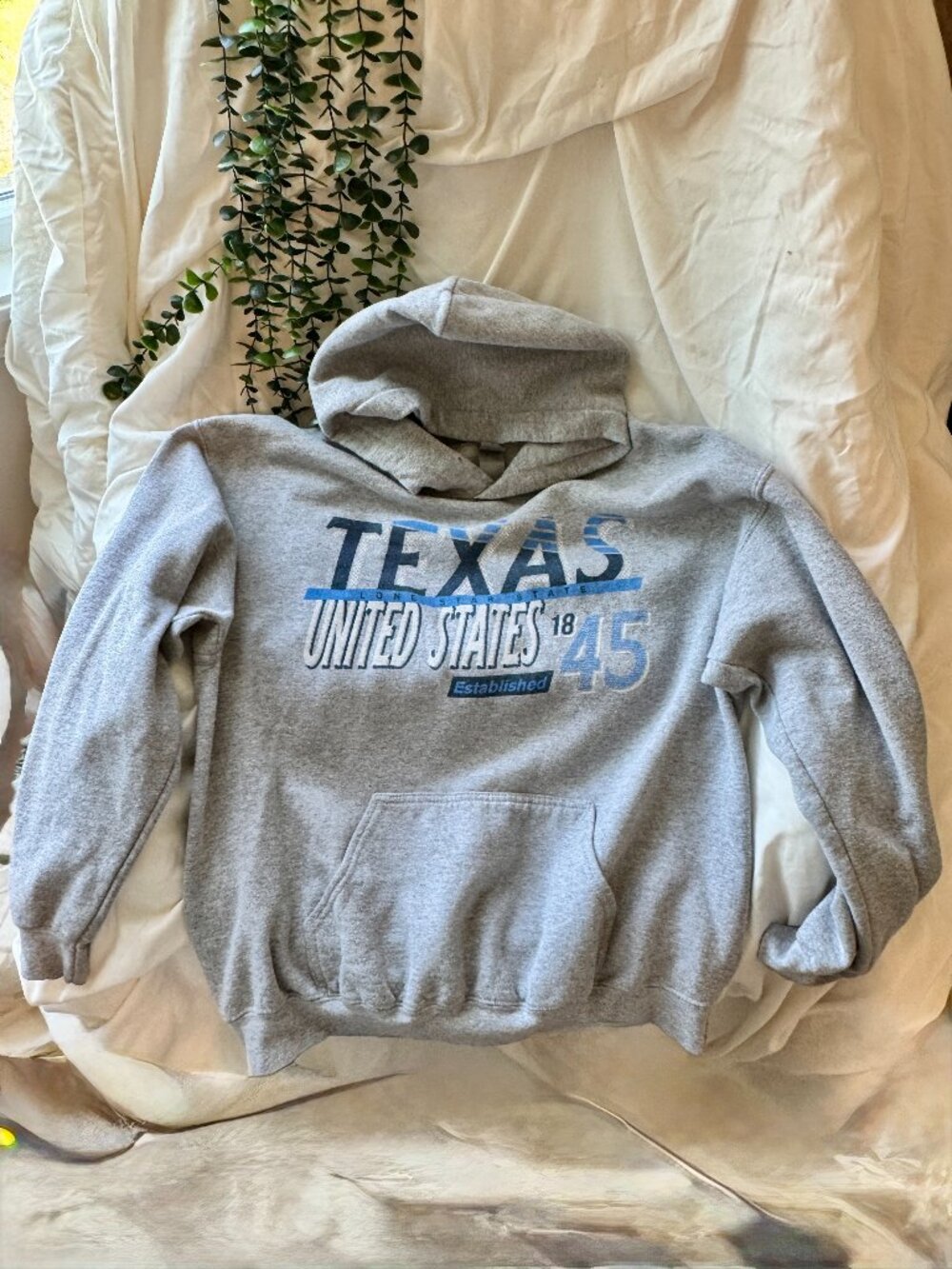 Gildan Heavy Blend Texas United States 1845 Graphic Hoodie Heather Gray